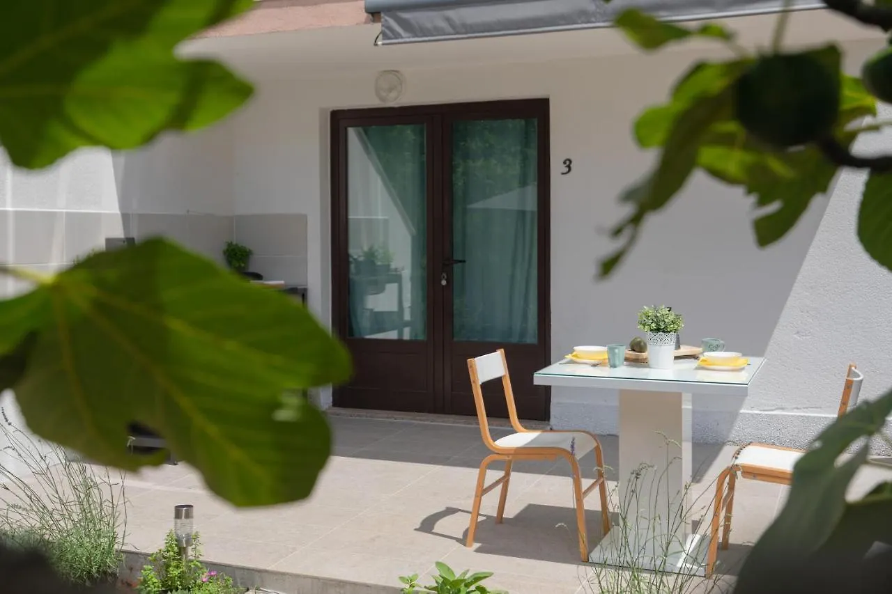 Ferienwohnung Oleander Malinska Apartment