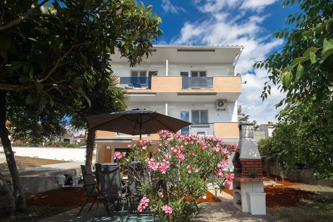 Appartamento Oleander Malinska Croazia